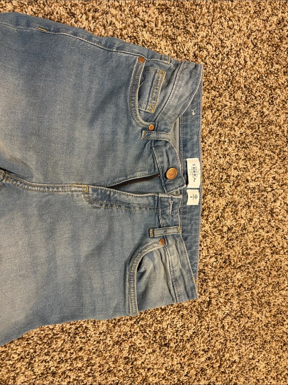 Serra Skinny Jeans in Light Blue Denim